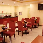 Hanting Hotel Shanghai Longyang Road Magnetic Levitation